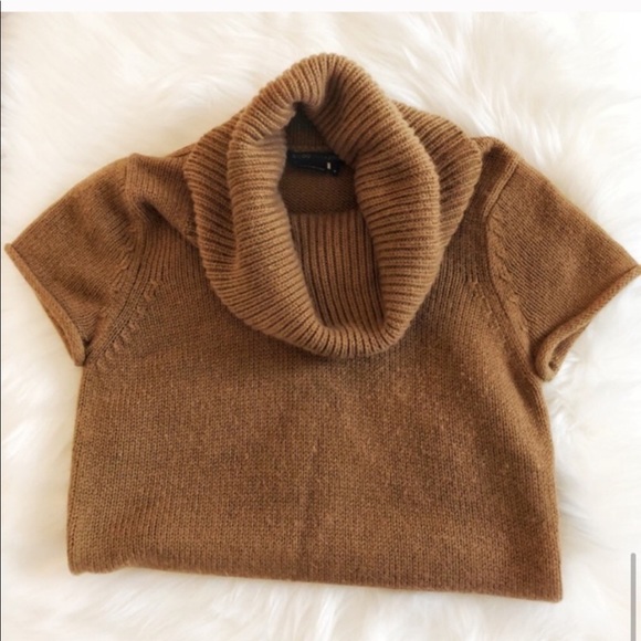 BCBG Maxazria Short Sleeve Cowl Wool Neck Sweater - Picture 4 of 6